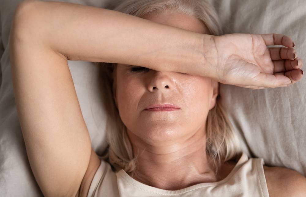 更年期に不眠に悩まされるのはなぜ？