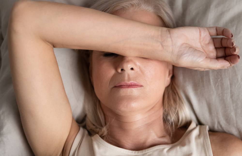 更年期に不眠に悩まされるのはなぜ?