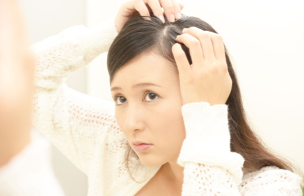 いつまでも若々しく！薄毛・頭皮の悩みと更年期の意外な関係